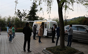 开来拖挂房车竹溪龙王垭踏青之旅——夜幕下的房车