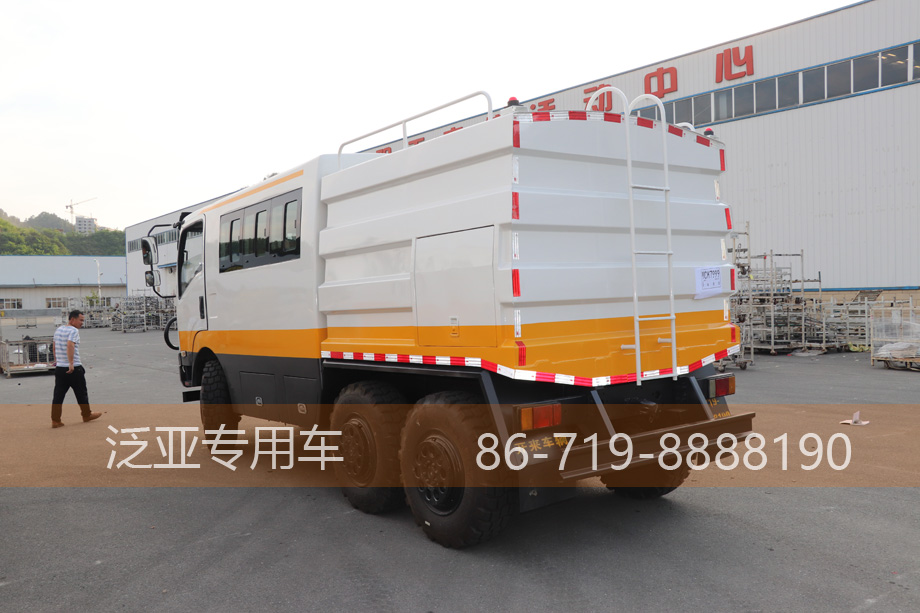 六驱工程车,3立方越野运油车,六驱抢险救灾车,电力维修车,六驱罐式运输车,全驱加运油车,六驱工程车底盘,特种车改装,灾区救援车,六驱加运油车,6*6越野工程车,油罐车