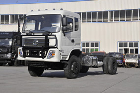 四驱排半底盘4*4平头越野车底盘