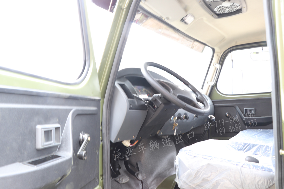 东风六驱越野车,尖头越野卡车,190马力柴油卡车