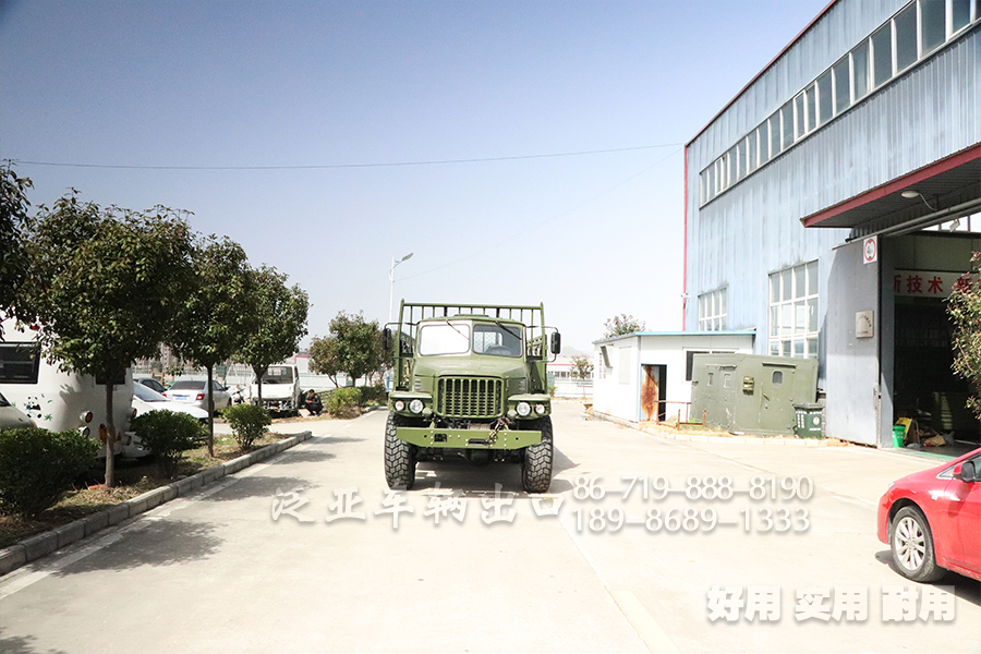 东风eq2100,东风四驱,东风六驱,东风运兵车,东风6驱越野车,东风特种车,东风六驱专用车,东风EQ245,东风卡车,东风商用车,东风汽车报价,东风卡车配置,东风越野车参数