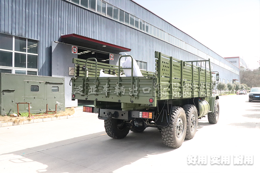 东风eq2100,东风四驱,东风六驱,东风运兵车,东风6驱越野车,东风特种车,东风六驱专用车,东风EQ245,东风卡车,东风商用车,东风汽车报价,东风卡车配置,东风越野车参数