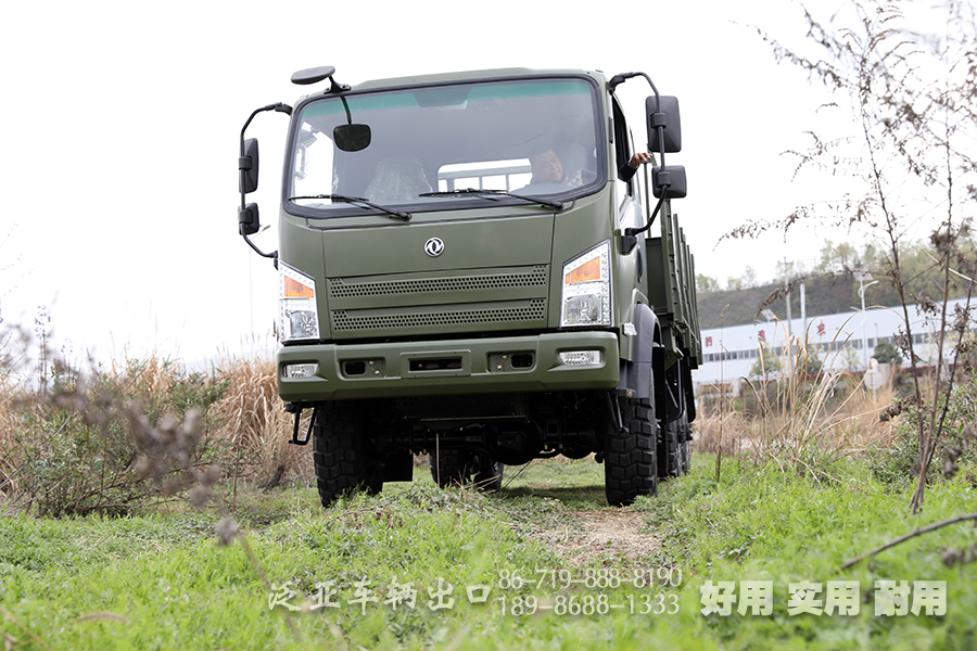 东风六驱,六驱越野卡车,平头卡车,柴油越野汽车,东风6*6卡车,东风6*6运兵车,东风运兵车,六驱运兵车,六驱民用车出口,卡车出口,