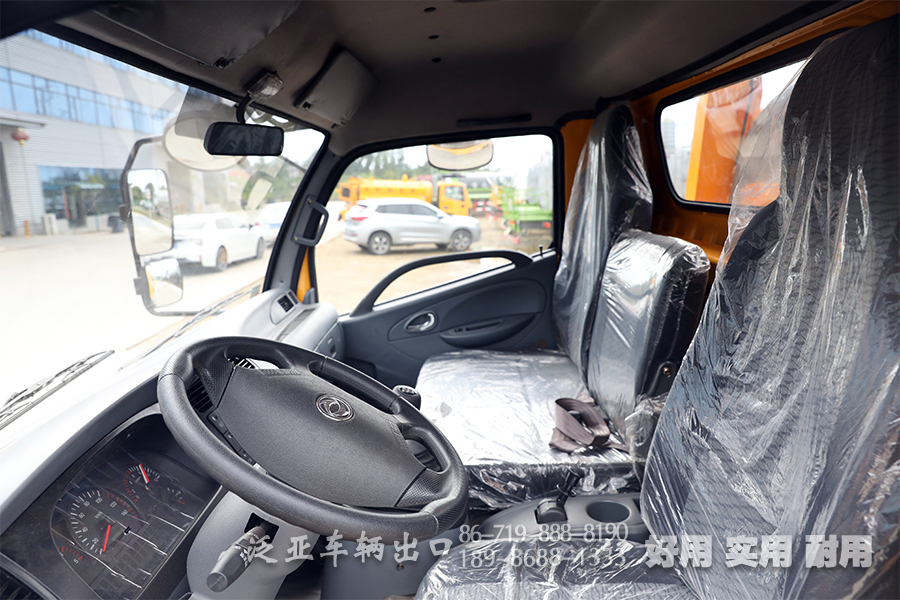 3吨清障车,一拖二清障车,轿车拖运,故障车清理,应急抢修车,半落地直板清障车,救援车厂家
