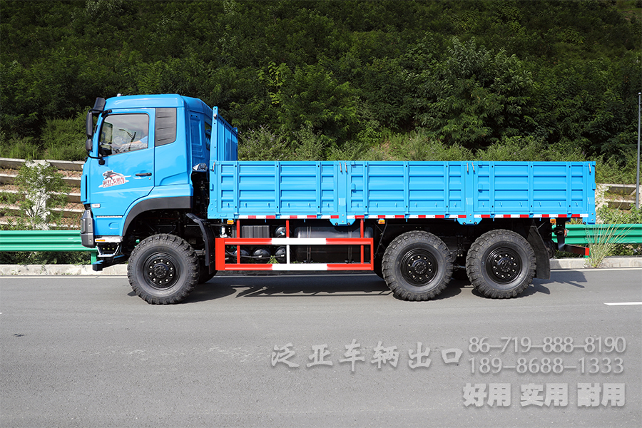 东风六驱，340马力卡车，六驱出口卡车，6*6货运卡车，长途货车，刹车降温水箱，6*6货运卡车