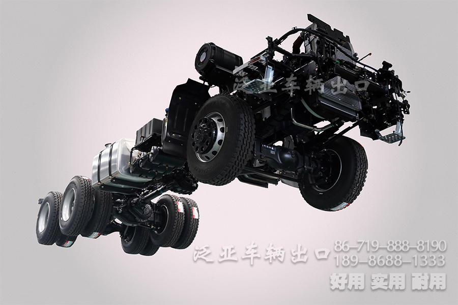 东风三桥底盘,25吨底盘,350马力底盘,出口重型底盘,8米后八轮底盘,底盘改装,三类底盘