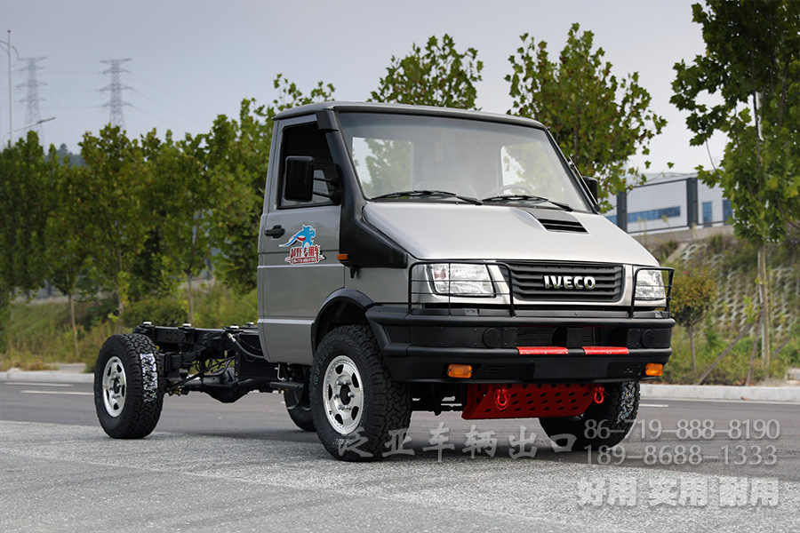 全驱越野底盘,轻型底盘,全驱底盘,长头底盘,底盘改装,短头卡车出口,依维柯4X4,长头房车底盘,全驱轻型房车