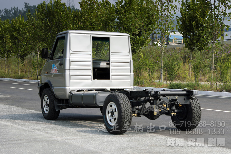 全驱越野底盘,轻型底盘,全驱底盘,长头底盘,底盘改装,短头卡车出口,依维柯4X4,长头房车底盘,全驱轻型房车