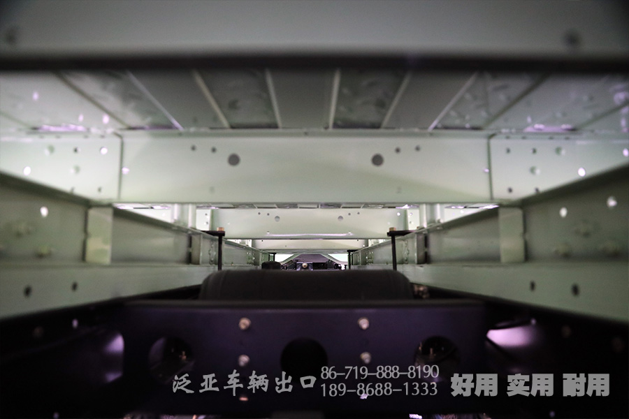 东风尖头,EQ2100,EQ245,东风六驱,东风EQ2100,东风245,190马力卡车,EQ2100E6D,245越野货车