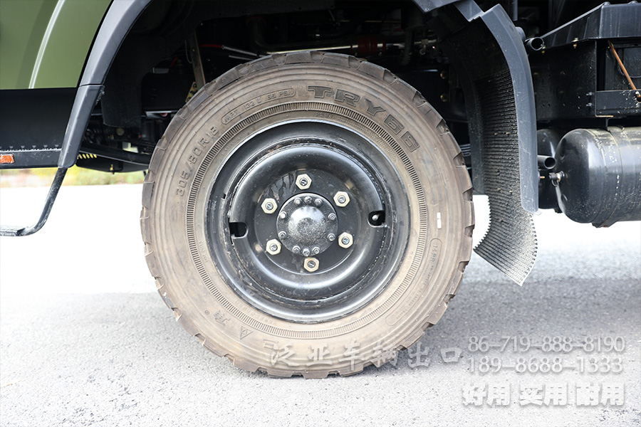 东风六驱,东风6x6,东风平头越野卡车,EQ240,EQ2082,柴油越野汽车,东风6*6卡车,东风越野卡车,六驱卡车出口,全驱民用卡车,东风越野货车