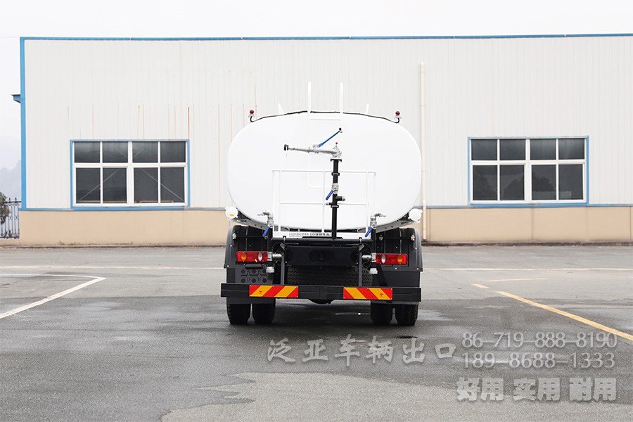 消防运水车,10方喷洒车,东风消防车,4*2水罐车,国三喷洒车,环卫绿化车,绿化喷洒车