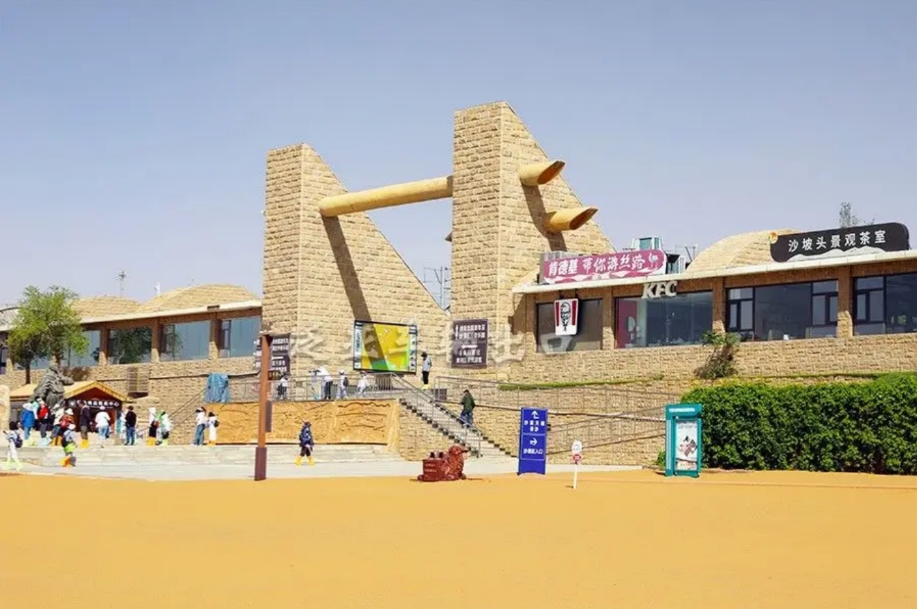 <strong>大批量定制款沙漠景区旅游观光车、沙漠冲浪客车正式上线！</strong>